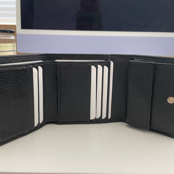 Gucci Soho Trifold Wallet - Picture 3 of 7